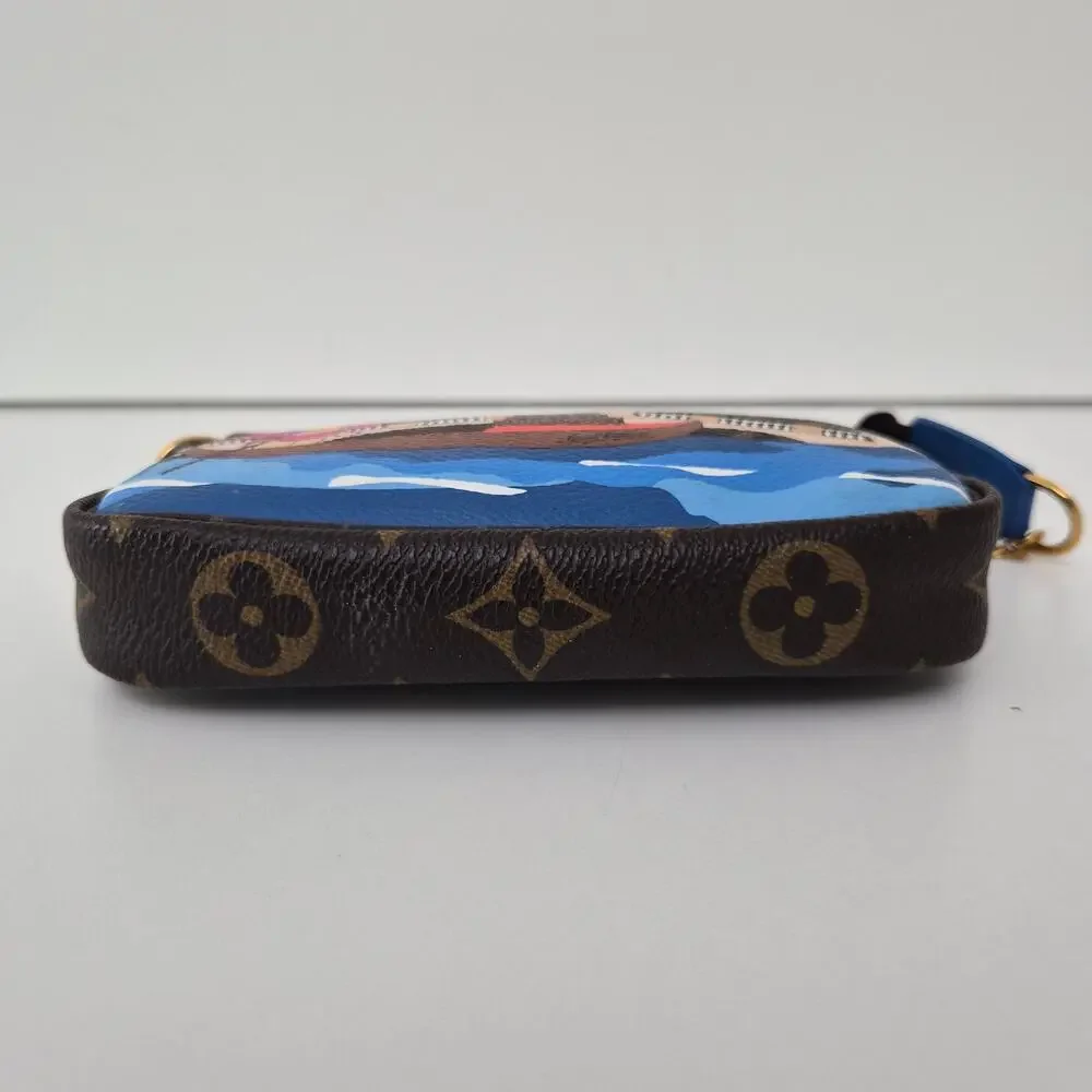 Louis Vuitton 2019 Christmas Vivienne Animation Mini Pochette Accessories